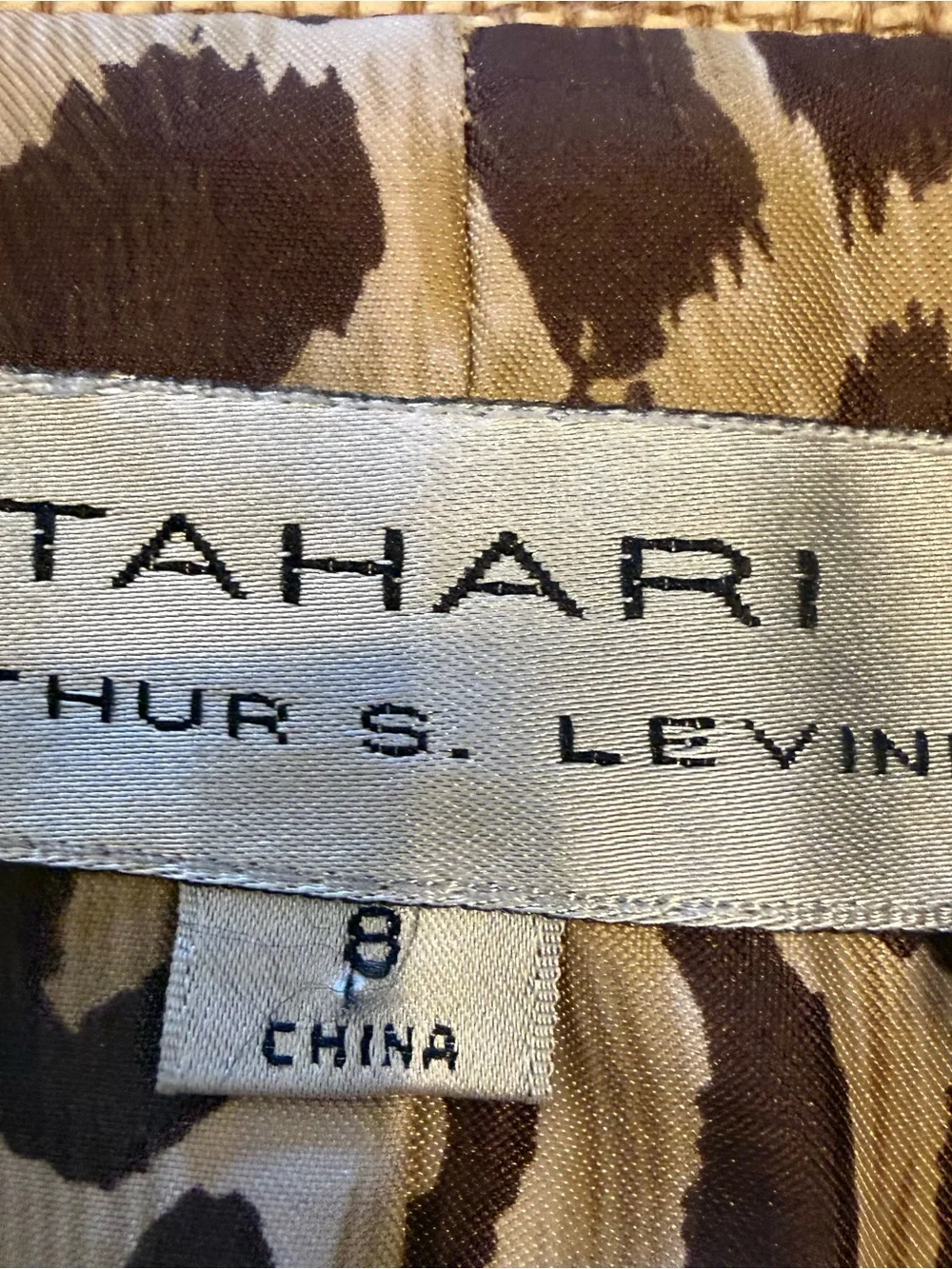 Tahari Arthur S Levine excellent women’s